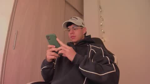 zamir online show from March 29, 2026, 1:22 pm