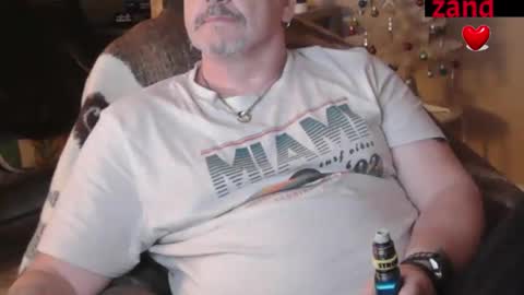 zander007 online show from October 8, 2025, 3:42 pm