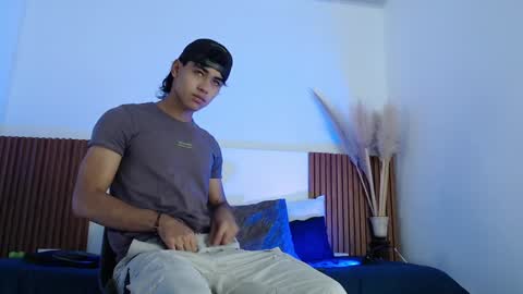 Zander online show from January 25, 2025, 1:52 pm