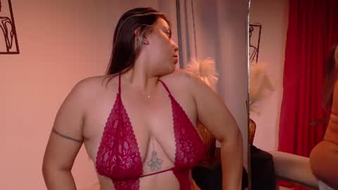 Snapshot of zara_nova chatting on July 2, 2026, 3:23 am Zara Nova online show from July 2, 2026, 3:23 am