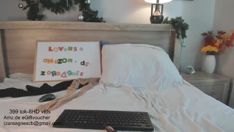 Snapshot of zaraagnes chatting on February 20, 2025, 1:51 pm Agnes online show from February 20, 2025, 1:51 pm