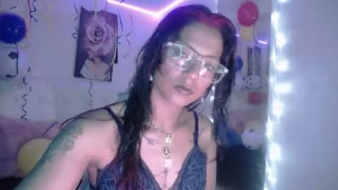 Snapshot of zarahbennet chatting on June 23, 2026, 1:09 pm Zarah online show from June 23, 2026, 1:09 pm