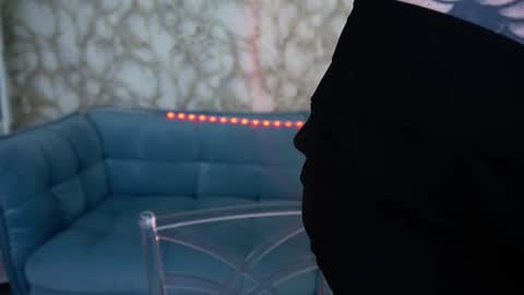 Lola online show from March 24, 2026, 9:09 pm