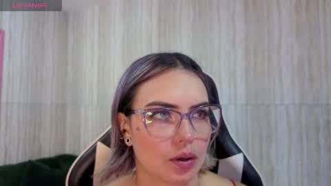 Snapshot of zarcasutra_t chatting on April 21, 2026, 12:55 pm Isabella online show from April 21, 2026, 12:55 pm