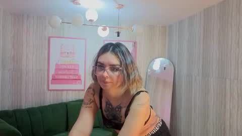 Snapshot of zarcasutra_t chatting on May 28, 2026, 12:46 pm Isabella online show from May 28, 2026, 12:46 pm