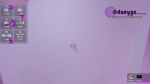 Snapshot of zarianaevanz chatting on March 11, 2025, 1:37 am Zariana online show from March 11, 2025, 1:37 am