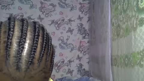 zarinamarlin online show from May 10, 2026, 7:24 am