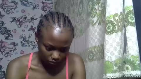 zarinamarlin online show from May 19, 2026, 8:09 am