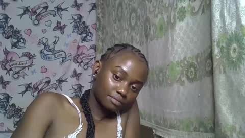 zarinamarlin online show from May 25, 2026, 9:21 pm