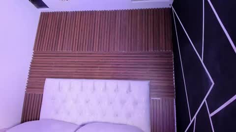 Zarina Waynne online show from March 23, 2026, 1:04 pm