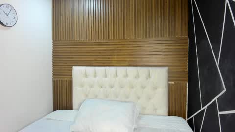 Zarina Waynne online show from March 25, 2026, 1:39 pm