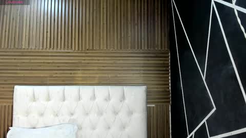 Zarina Waynne online show from April 25, 2026, 1:14 pm