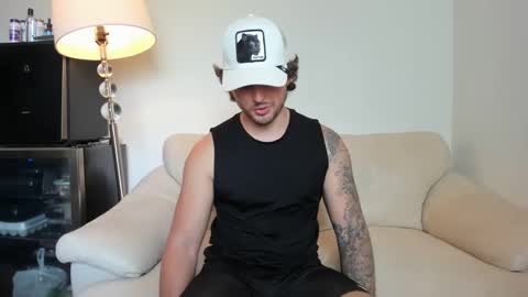 Snapshot of zaylanez chatting on March 9, 2025, 4:55 pm Zay lanez online show from March 9, 2025, 4:55 pm