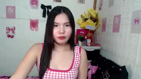 Yumi online show from November 21, 2025, 3:49 am