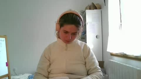 zazbella online show from March 20, 2026, 7:35 am