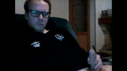 zblondyfrenchy online show from January 20, 2025, 9:32 pm