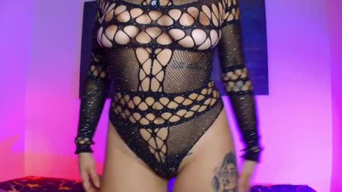 Karolyne online show from June 3, 2026, 8:14 pm