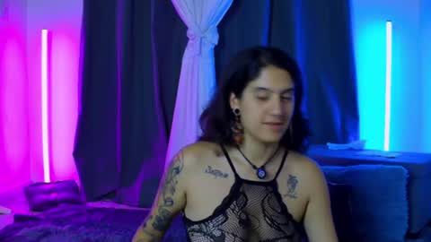 Karolyne online show from June 15, 2026, 10:12 pm