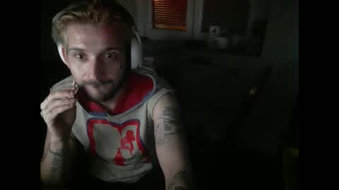 Snapshot of zeddazed1992 chatting on December 29, 2024, 5:31 am NaughtyOone online show from December 29, 2024, 5:31 am