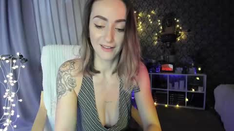 Snapshot of zefir_ka_ chatting on December 10, 2024, 1:11 pm Zefir ka online show from December 10, 2024, 1:11 pm