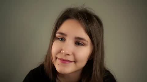 Emilia online show from September 29, 2025, 1:11 am