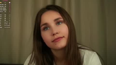 Emilia online show from October 28, 2025, 1:53 am