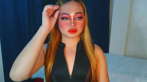 zemi_max online show from July 12, 2026, 3:19 am