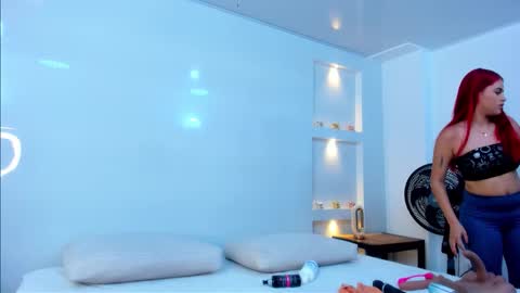 Snapshot of zenda_evans chatting on October 1, 2025, 2:39 am Zenda Evans online show from October 1, 2025, 2:39 am