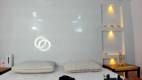 Snapshot of zenda_evans chatting on December 4, 2025, 4:11 am Zenda Evans online show from December 4, 2025, 4:11 am