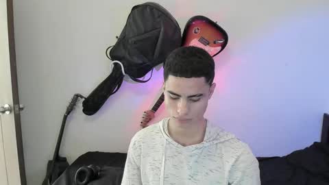 Snapshot of zenhzu chatting on December 24, 2024, 2:22 pm zenzhu online show from December 24, 2024, 2:22 pm