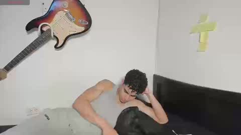 Snapshot of zenhzu chatting on September 20, 2025, 4:35 am zenzhu online show from September 20, 2025, 4:35 am