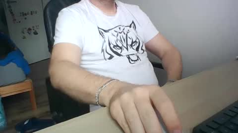 Snapshot of zenlem chatting on May 12, 2026, 7:49 am zenlem online show from May 12, 2026, 7:49 am