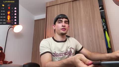 Zenn online show from January 2, 2025, 7:40 pm