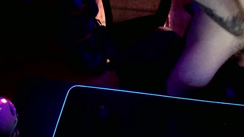 Snapshot of zerces111 chatting on December 24, 2024, 2:21 am Zerces online show from December 24, 2024, 2:21 am