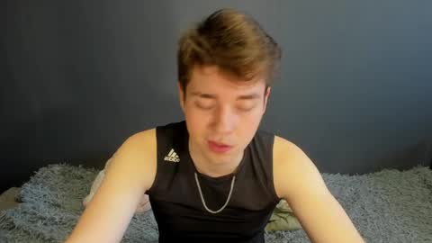 Ethan online show from April 14, 2026, 1:55 am