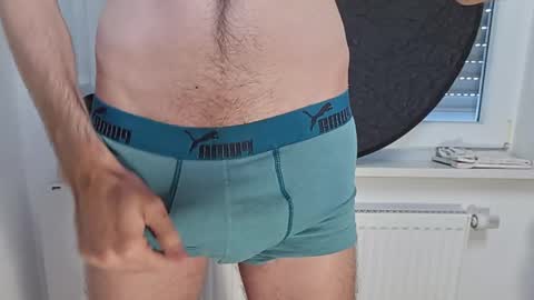 Snapshot of zero_x88 chatting on October 7, 2025, 10:23 am zero_x88 online show from October 7, 2025, 10:23 am