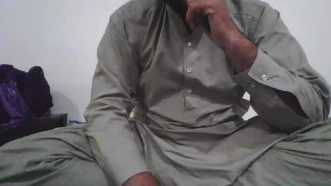 zes6363 online show from October 8, 2025, 3:31 pm