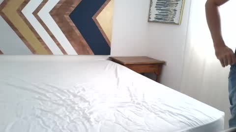 Zether online show from October 27, 2025, 6:23 pm