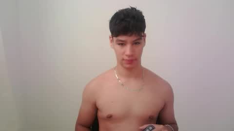 Snapshot of zeus_183 chatting on October 5, 2025, 2:48 pm zeus_183 online show from October 5, 2025, 2:48 pm