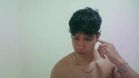 zeus_183 online show from February 28, 2026, 5:52 am