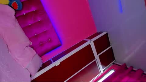 Aisha Alejandra Rosse Deus  online show from March 9, 2026, 10:25 pm