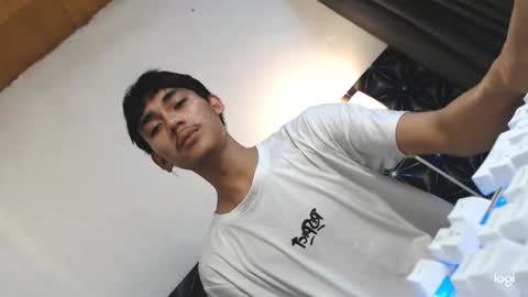 zavier skinny asian online show from January 21, 2025, 2:11 am