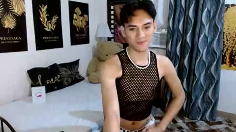 zavier skinny asian online show from December 22, 2025, 11:24 pm