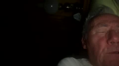 zevioo77 online show from January 6, 2025, 6:14 am