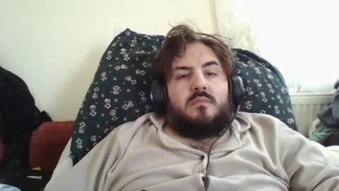 zH1NaSaH online show from April 3, 2026, 8:23 am