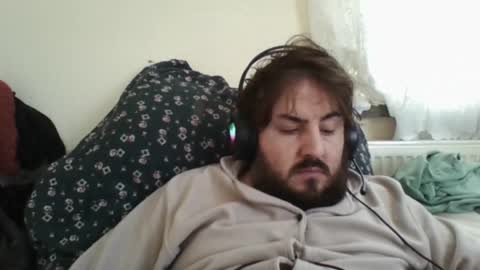 zH1NaSaH online show from April 5, 2026, 9:17 am