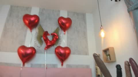 ZHAMIRA  ANDRES online show from February 14, 2026, 9:33 pm