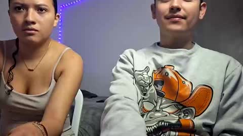 Snapshot of zhara_and_logan chatting on April 16, 2026, 12:17 pm Zhara and logan online show from April 16, 2026, 12:17 pm
