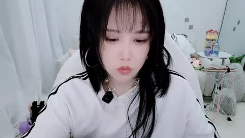 zhen online show from April 1, 2026, 2:45 am