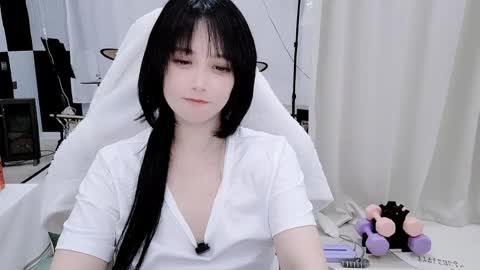 Snapshot of zhen0 chatting on May 15, 2026, 12:45 pm zhen online show from May 15, 2026, 12:45 pm